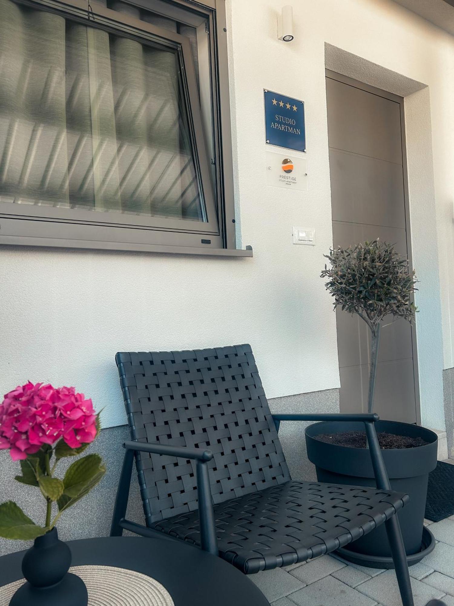 Prestige Studio Apartment Rovinj Zewnętrze zdjęcie